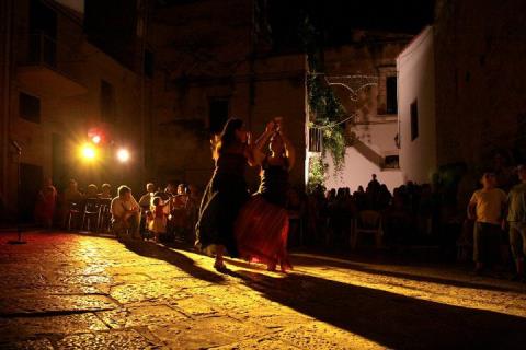 immagine:  CORSO DI BALLI TRADIZIONALI DEL CENTRO- SUD ITALIA